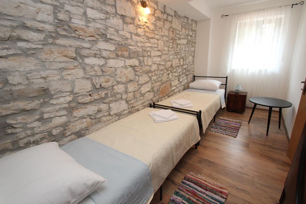 Holiday Home Vinkovic Poreč Eksteriør bilde